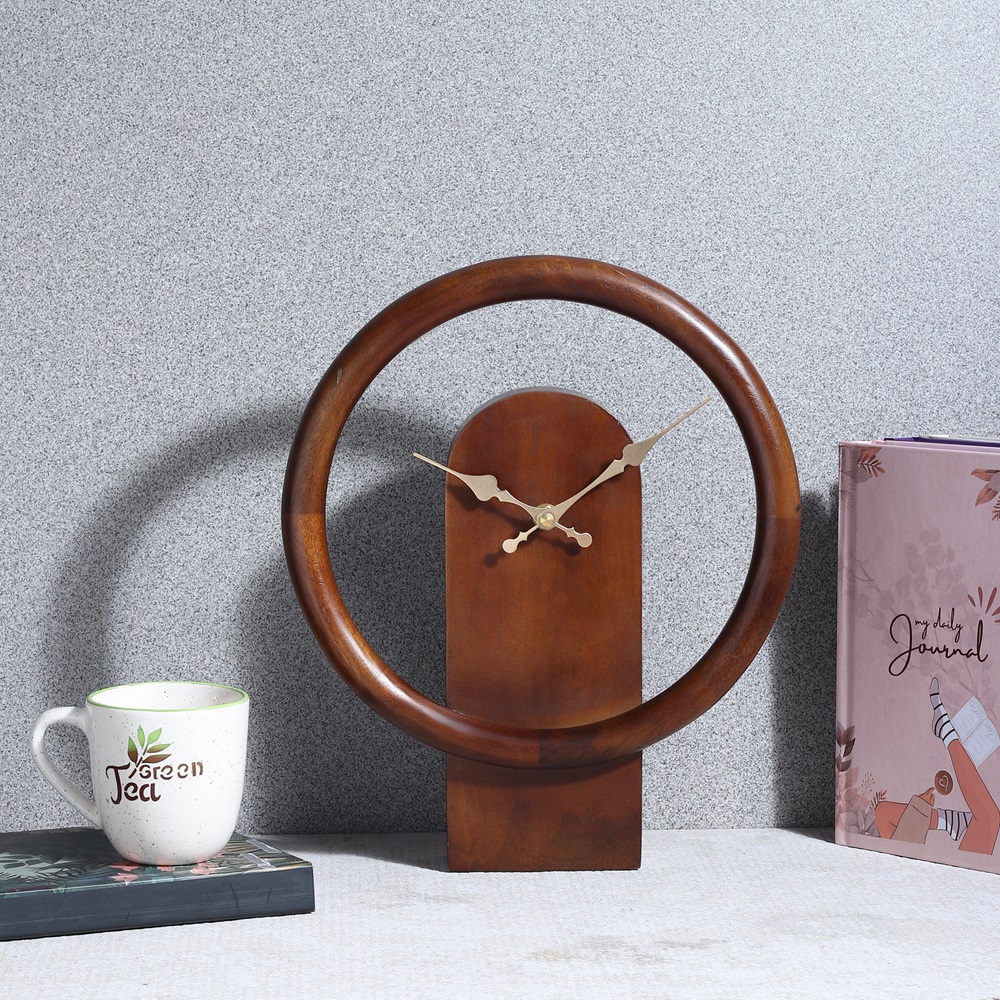 Dual Essence Clock in Brown